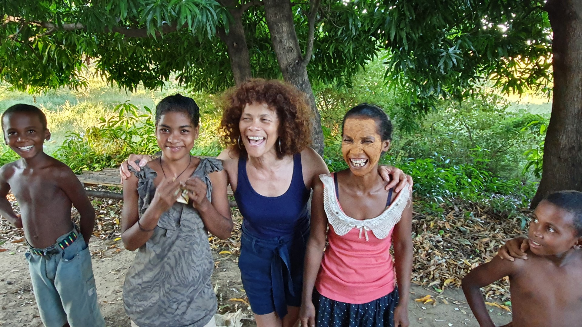 Partage de sourires avec de jeunes Malgaches